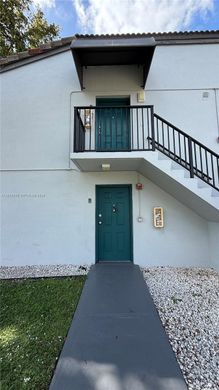 Complesso residenziale a Hialeah, Miami-Dade County