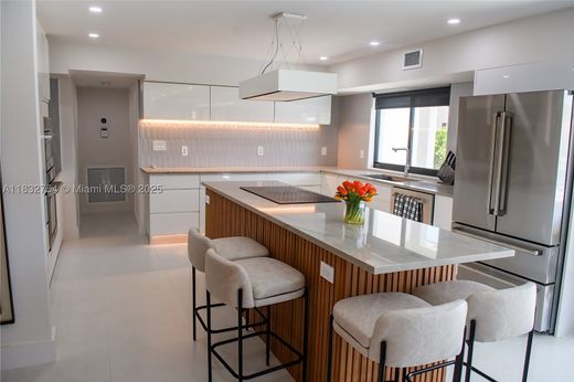 Villa in Pompano Beach, Broward County