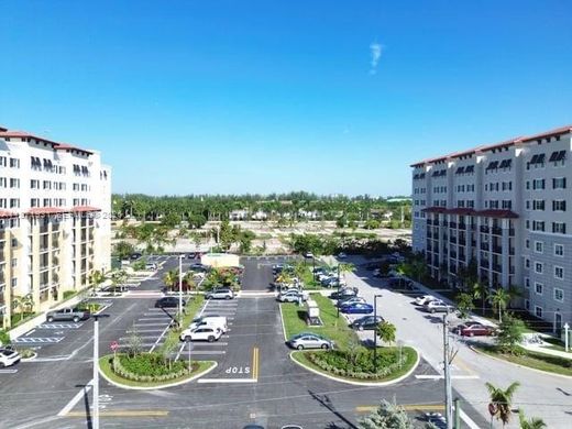 Residential complexes in Sweetwater, Miami-Dade