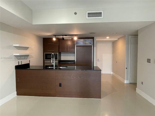 Residential complexes in Miami, Miami-Dade