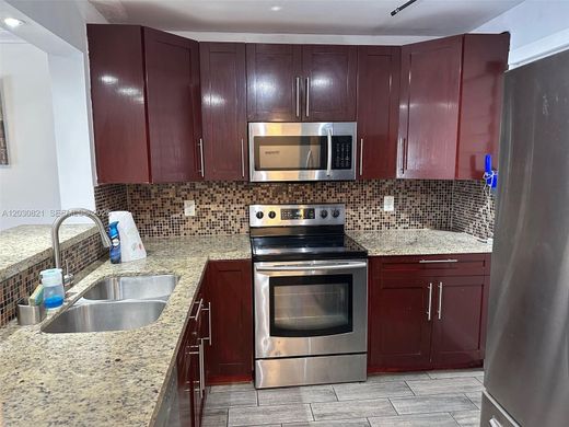 Complexos residenciais - Hialeah, Miami-Dade County