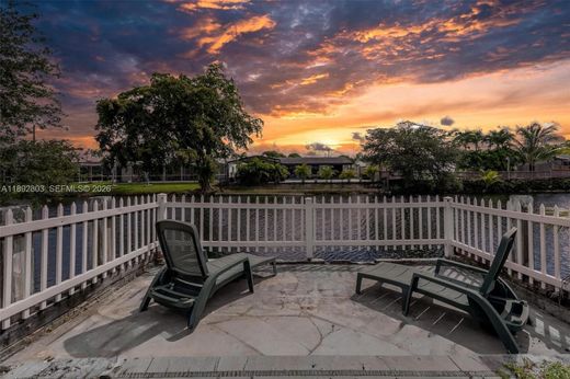 Villa in Sunrise, Broward County