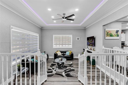 Villa a North Miami, Miami-Dade County