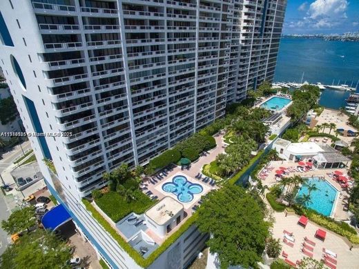 Complesso residenziale a Miami, Miami-Dade County