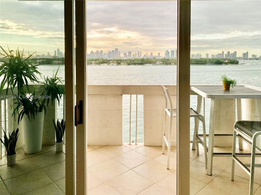 Complexes résidentiels à Miami Beach, Comté de Miami-Dade