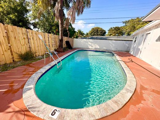 Villa in Deerfield Beach, Broward County