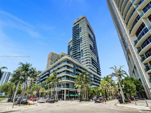 Residential complexes in Miami, Miami-Dade