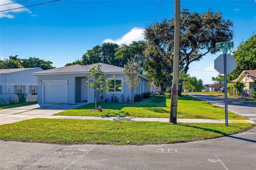 Villa in Miami Heights Trailer Park, Miami-Dade County