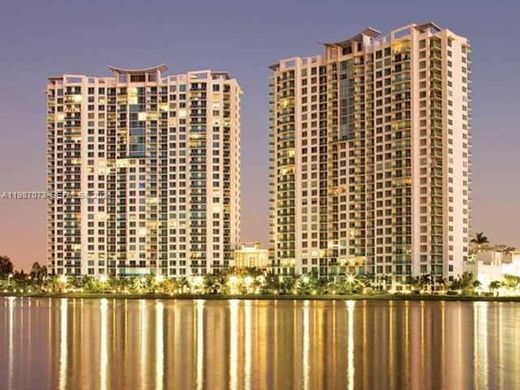 Residential complexes in Sunrise, Broward County
