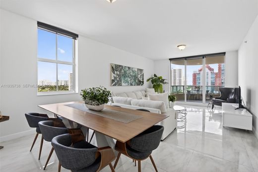 Residential complexes in Aventura, Miami-Dade