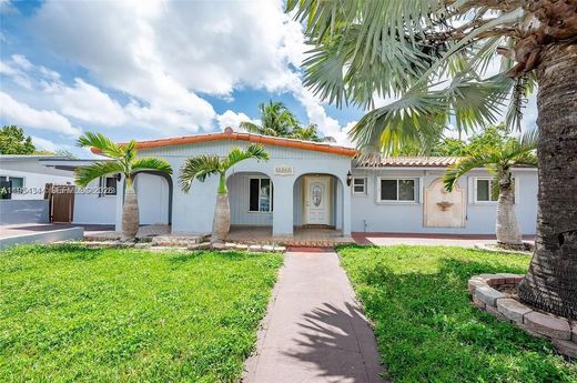 Villa in Miami, Miami-Dade