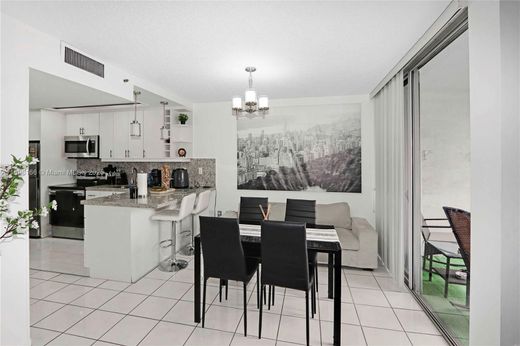 ‏בניין ב  מיאמי, Miami-Dade County