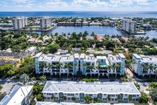 Residential complexes in Delray Beach, Palm Beach