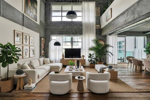 Wohnkomplexe in Miami, Miami-Dade County