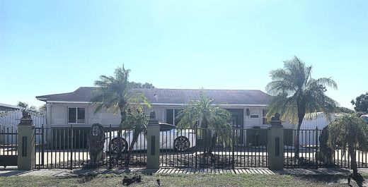 Villa in Miami Gardens, Miami-Dade County