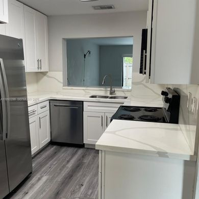 Townhouse in Pembroke Pines, Broward County