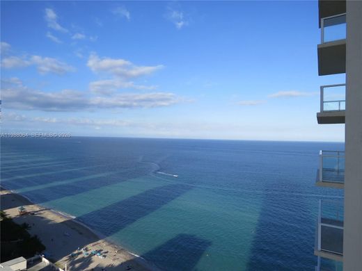Complexes résidentiels à Sunny Isles Beach, Comté de Miami-Dade