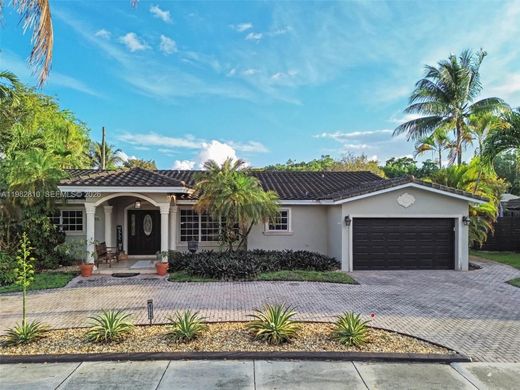 Villa Miami Lakes, Miami-Dade County
