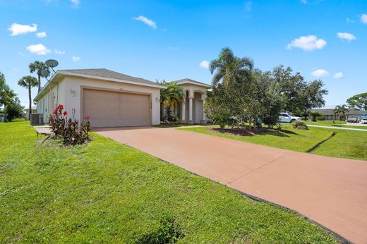 Villa in Port Saint Lucie, Saint Lucie County