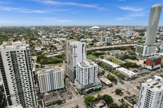 Residential complexes in Miami, Miami-Dade