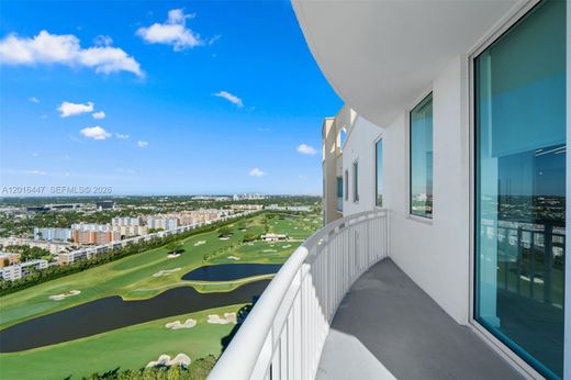 Residential complexes in Hallandale, Broward County