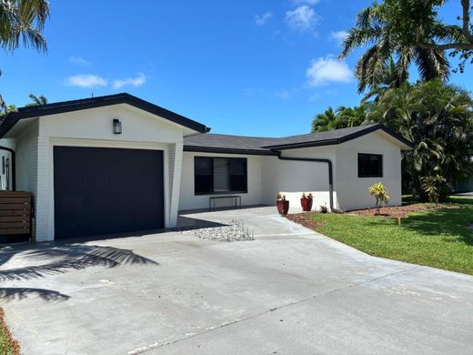 Villa in Oakland Park, Broward County