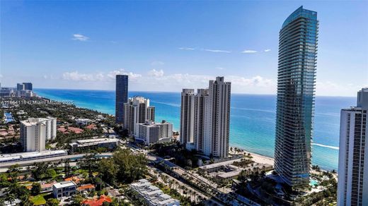 Residential complexes in Sunny Isles Beach, Miami-Dade