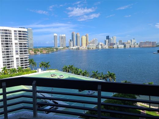 Wohnkomplexe in Aventura, Miami-Dade County