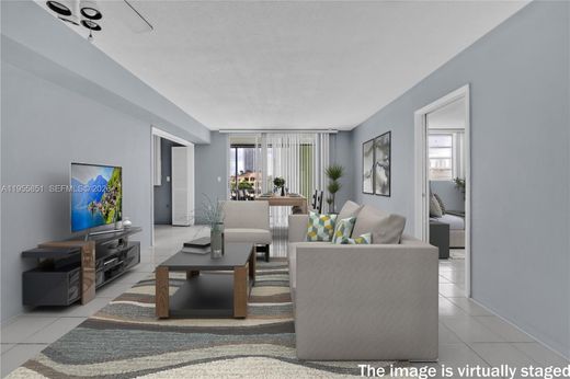 Residential complexes in Aventura, Miami-Dade