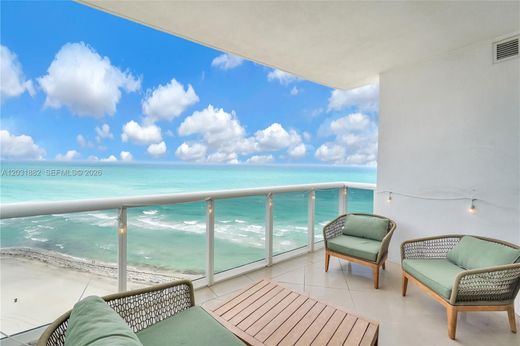 Kamienica w Sunny Isles Beach, Miami-Dade County