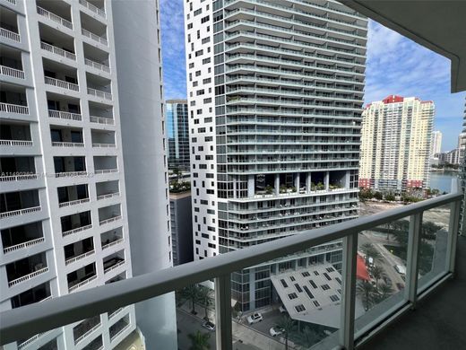 Residential complexes in Miami, Miami-Dade