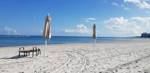 Complesso residenziale a Key Biscayne, Miami-Dade County