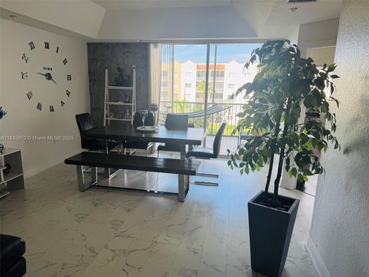 Edificio en Doral, Miami-Dade County