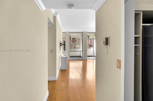 Complesso residenziale a Coral Gables, Miami-Dade County