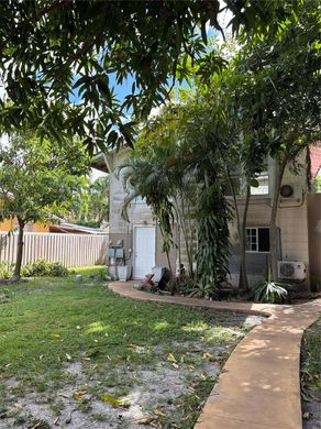 Complesso residenziale a Miami, Miami-Dade County