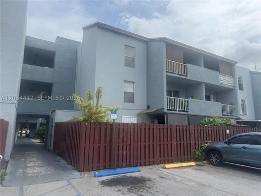 Complesso residenziale a Hialeah, Miami-Dade County