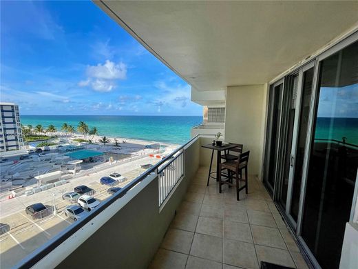 Complesso residenziale a Hallandale Beach, Broward County