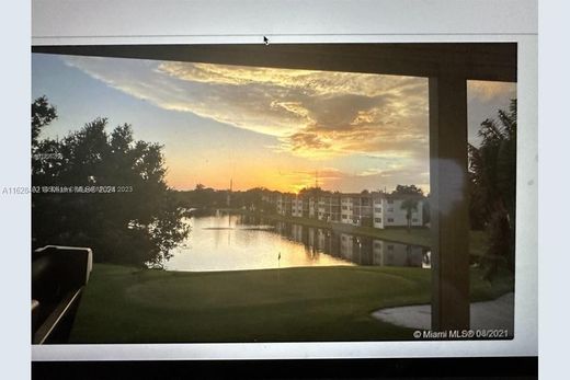 Жилой комплекс, Pembroke Pines, Broward County