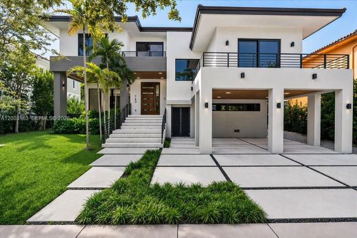 Villa - Key Biscayne, Miami-Dade County
