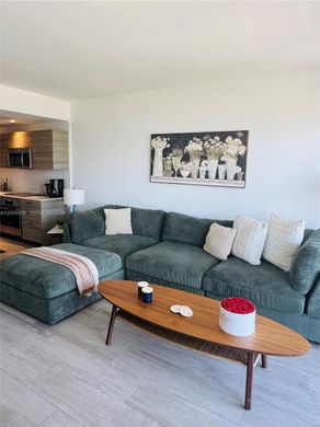 Complesso residenziale a Miami, Miami-Dade County