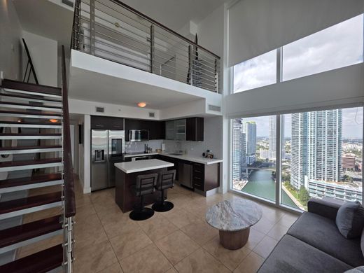Residential complexes in Miami, Miami-Dade
