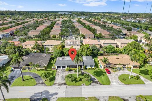 Villa - Miami Gardens, Miami-Dade County