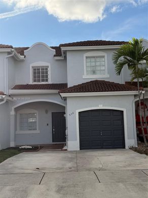 Townhouse in South Miami Heights, Miami-Dade