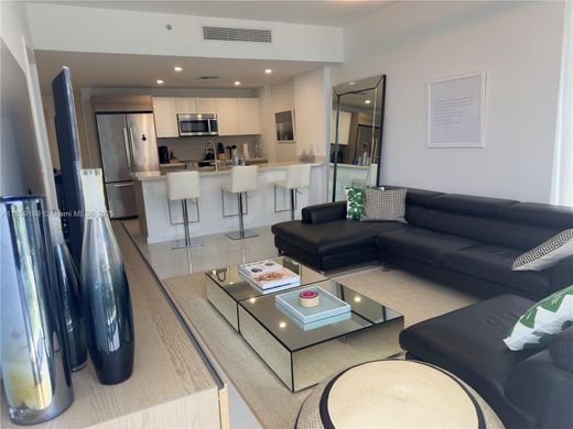 ‏בניין ב  Bay Harbor Islands, Miami-Dade County