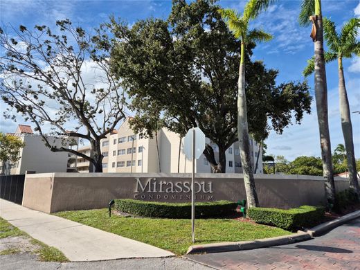 Residential complexes in Hialeah, Miami-Dade