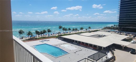 Appartementencomplex in Hallandale Beach, Broward County