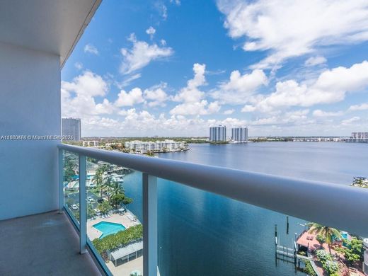 Complesso residenziale a North Miami Beach, Miami-Dade County