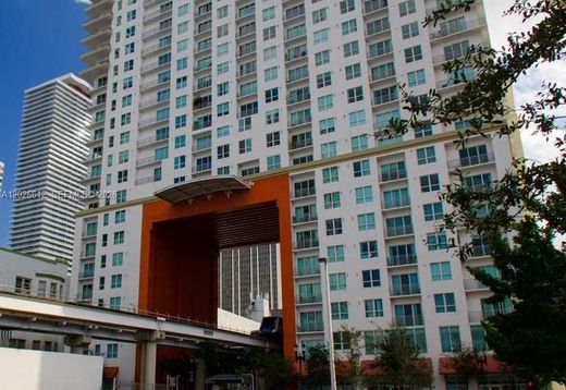 Residential complexes in Miami, Miami-Dade