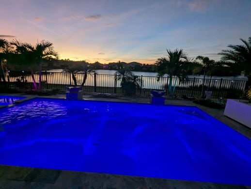 Villa in Royal Palm Beach, Palm Beach County
