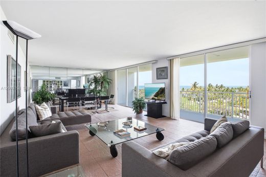 Wohnkomplexe in Key Biscayne, Miami-Dade County